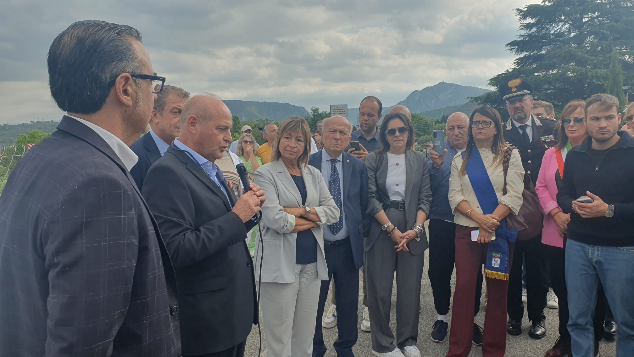 foto inaugurazione elisoccorso Terni, interventi istituzionali 1949